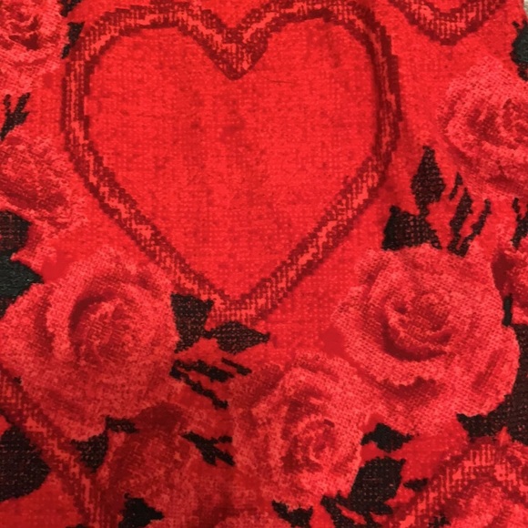 VALENTINE’s DAY LuLaRoe Leggings - Picture 2 of 2